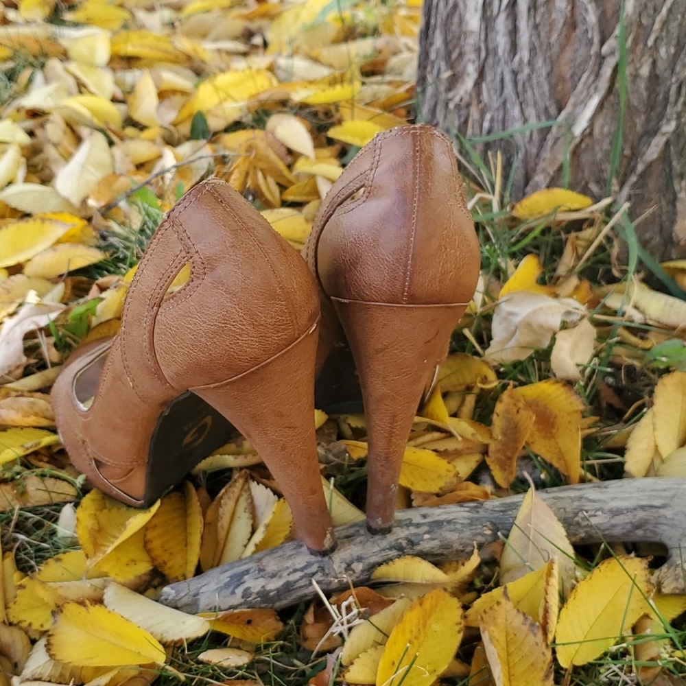Guess pumps - Picture 3 of 4